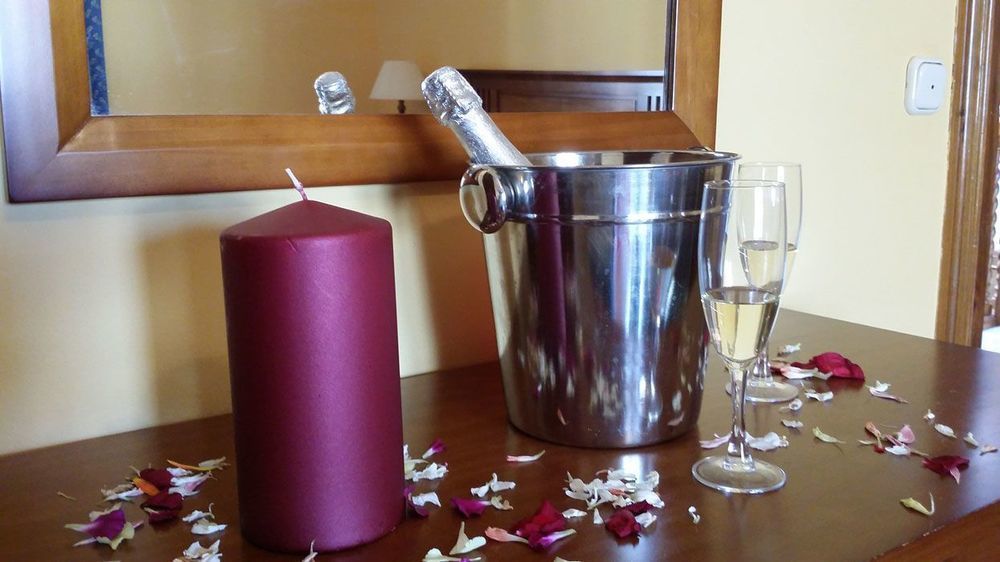 Hotel Boutique La Zubia Екстер'єр фото