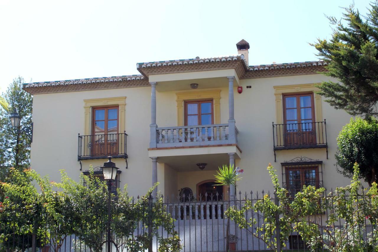 Hotel Boutique La Zubia Екстер'єр фото