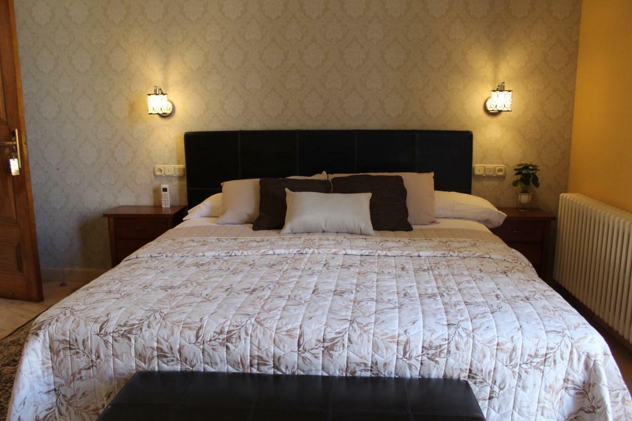 Hotel Boutique La Zubia Екстер'єр фото