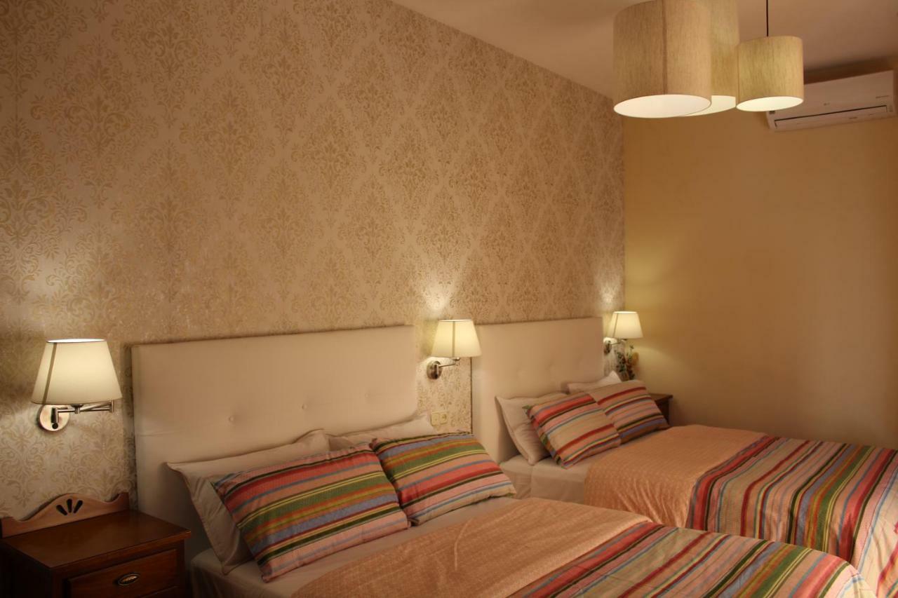 Hotel Boutique La Zubia Екстер'єр фото